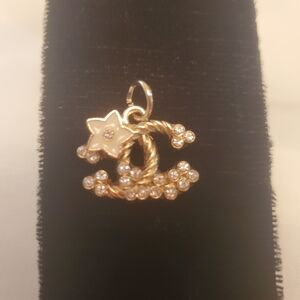 GOLD TONE FASHION CHARM  BRANDED   BRAND NEW